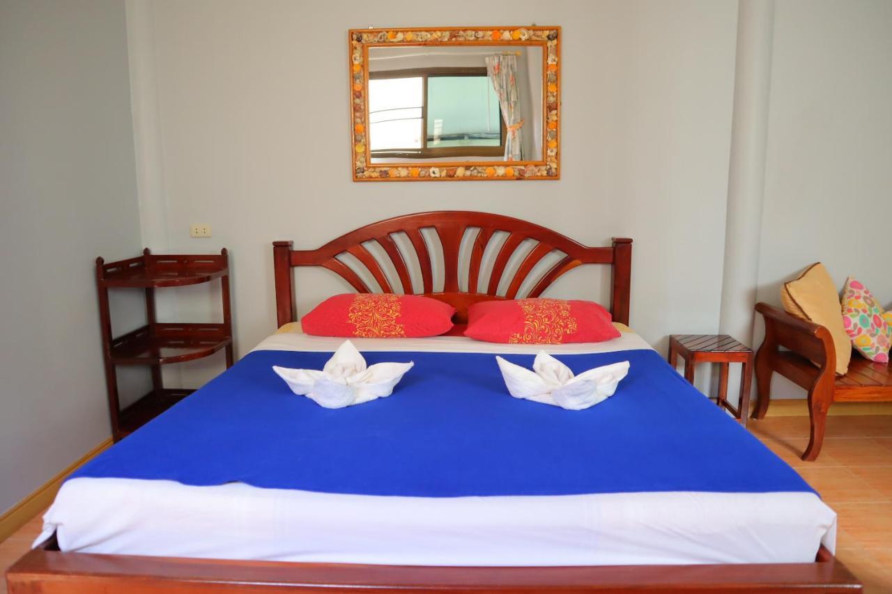 Ban Sulada Guest House Laem Ngop Dış mekan fotoğraf